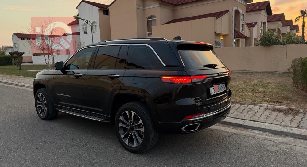 جيب جراند شيروكي